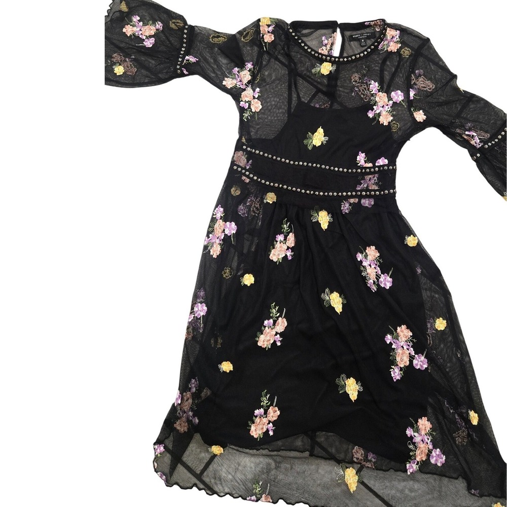 Romeo + Juliet Couture Black Floral Embroidered Mesh Studded Midi Dress M